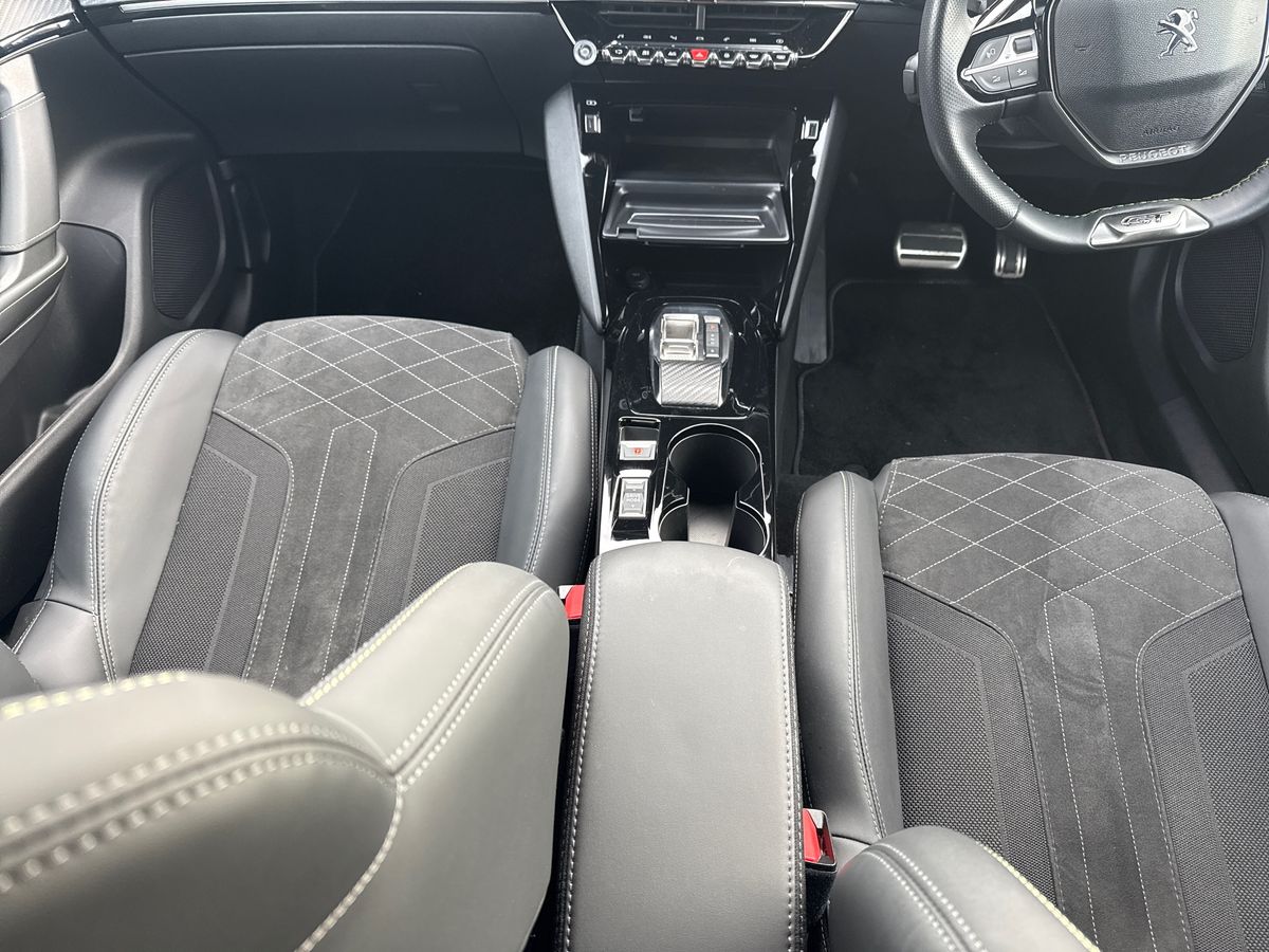 Used Peugeot 2008 2022 for sale - 76436759: Photo 17