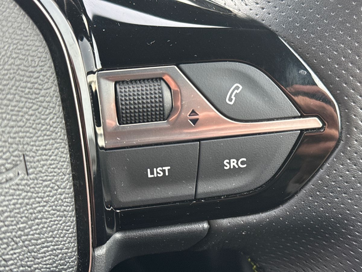 Used Peugeot 2008 2022 for sale - 76436759: Photo 26