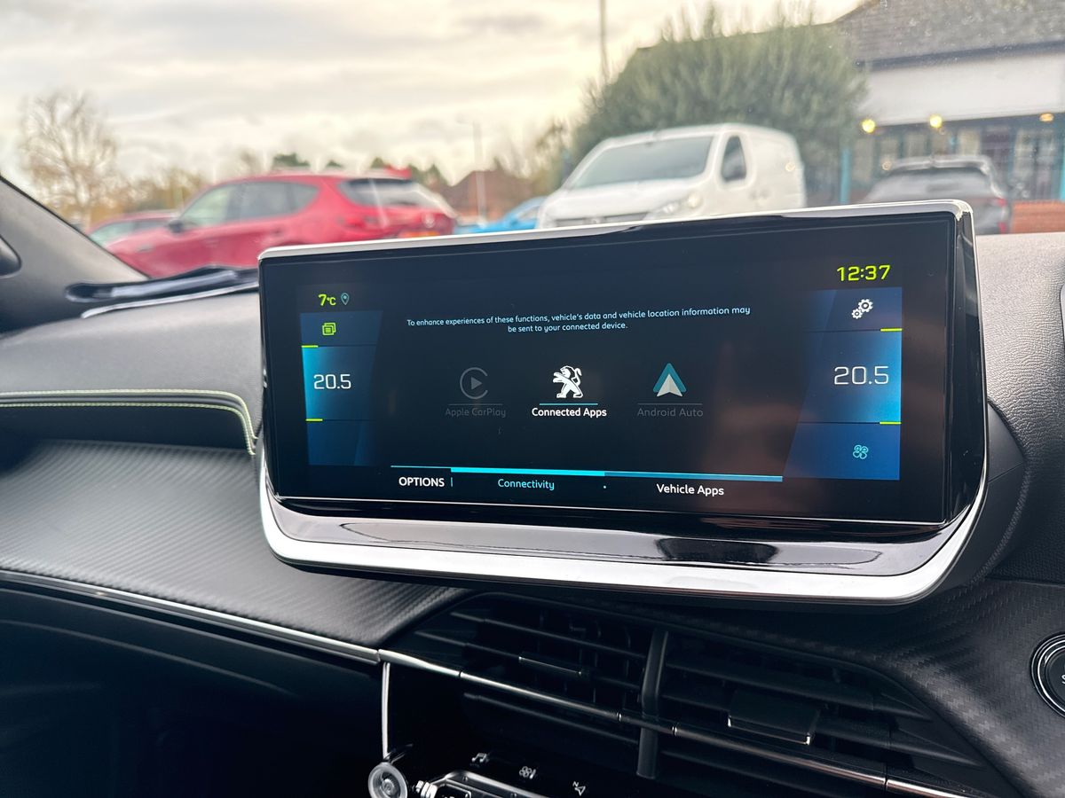 Used Peugeot 2008 2022 for sale - 76436759: Photo 31