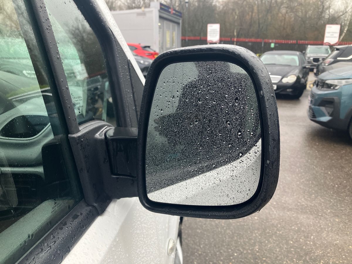 Used Peugeot Partner 2019 for sale - 77136428: Photo 28