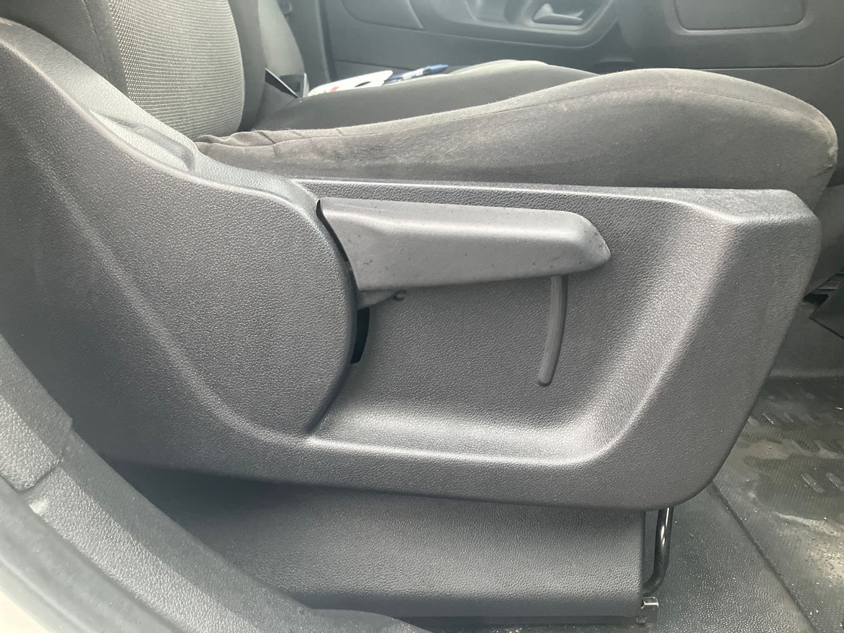 Used Peugeot Partner 2019 for sale - 77136428: Photo 39