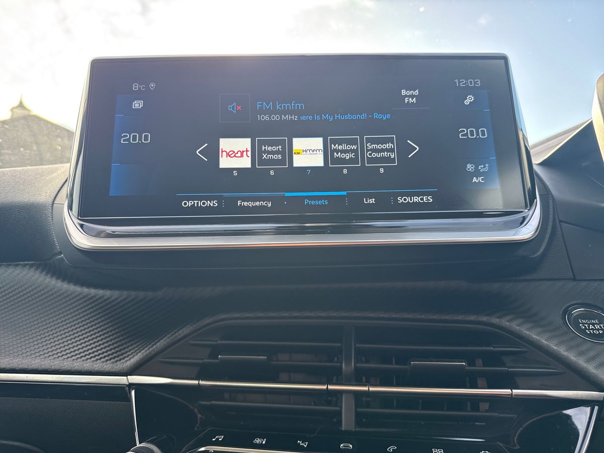 Used Peugeot 2008 2022 for sale - 76491117: Photo 10