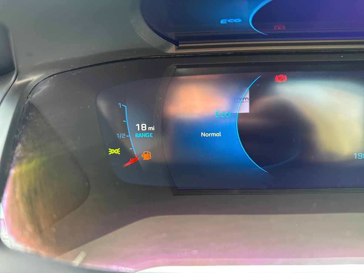 Used Peugeot 2008 2022 for sale - 76491117: Photo 28