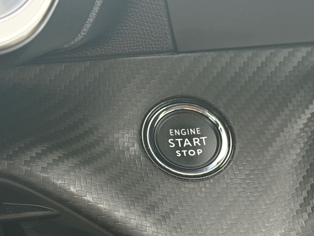 Used Peugeot 2008 2022 for sale - 76491117: Photo 40