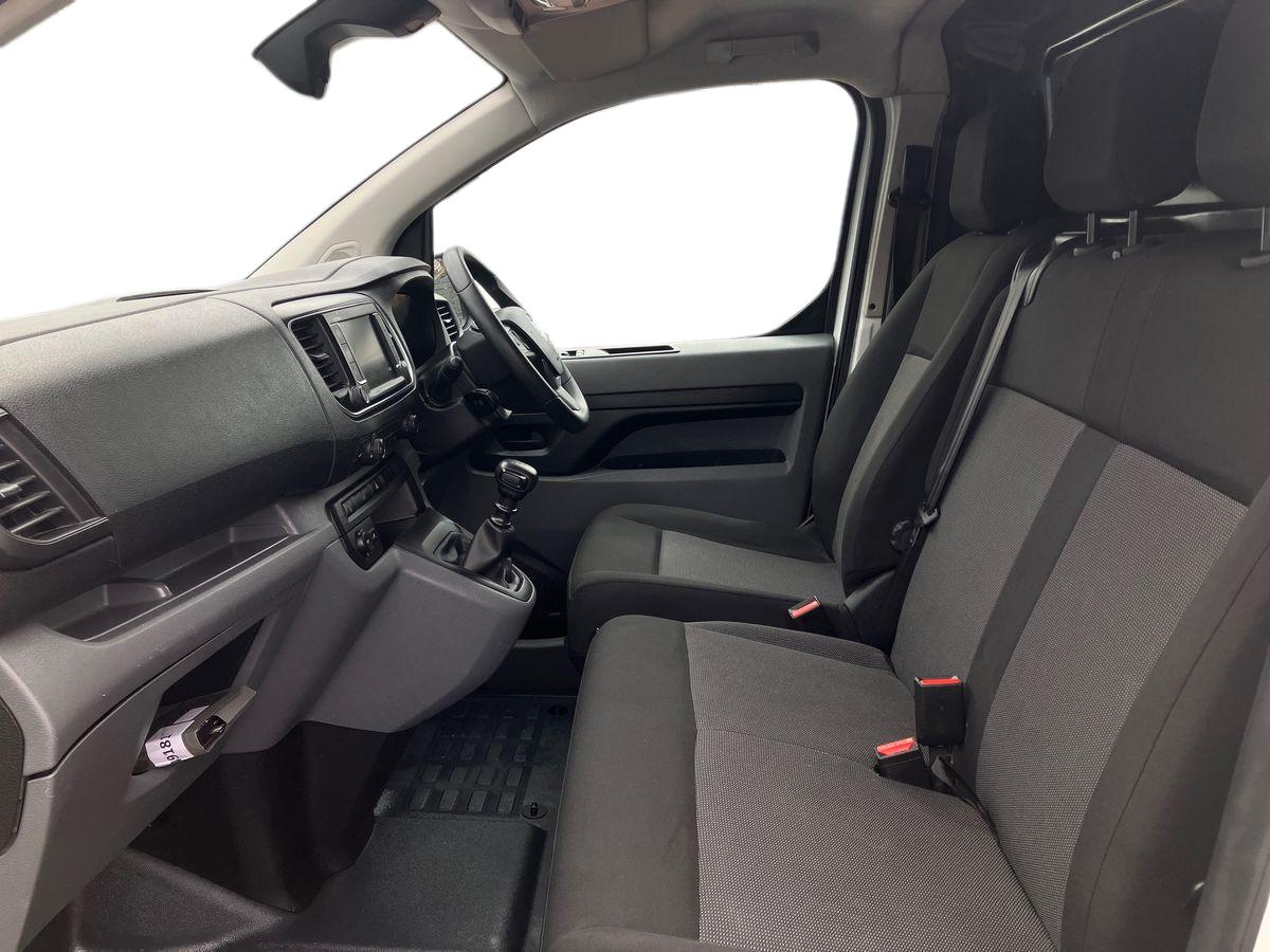 Used Vauxhall Vivaro 2022 for sale - 76693724: Photo 7