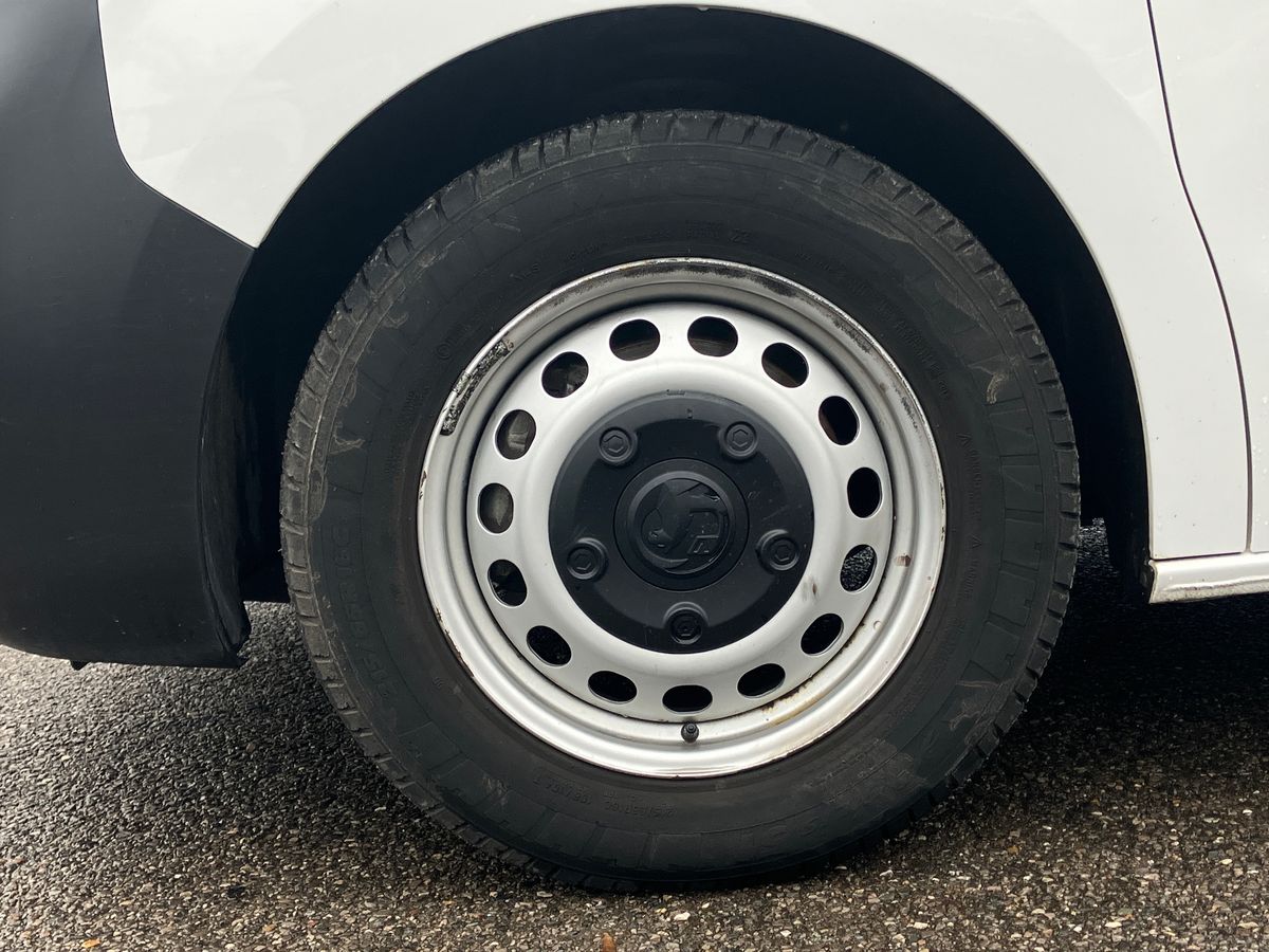 Used Vauxhall Vivaro 2022 for sale - 76693724: Photo 8