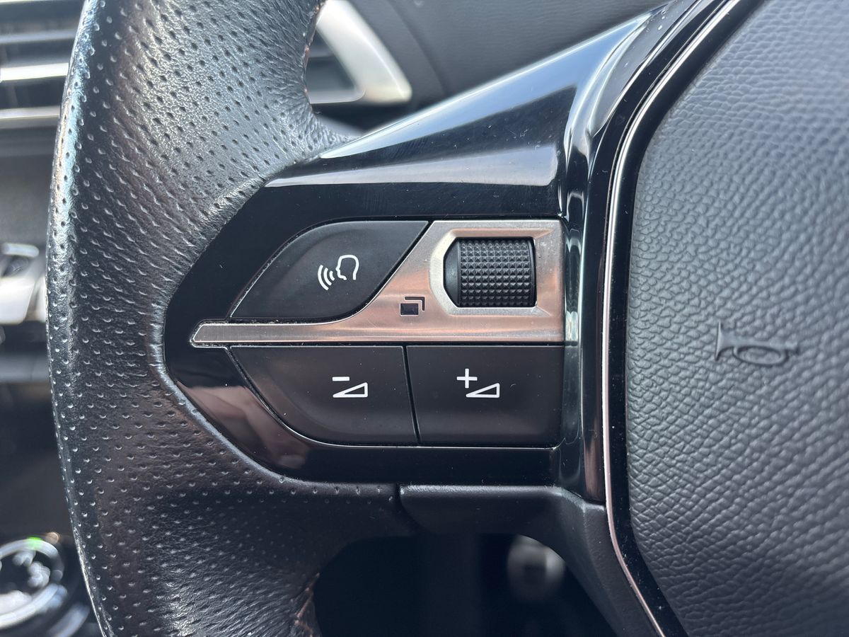 Used Peugeot 3008 2018 for sale - 76425963: Photo 16