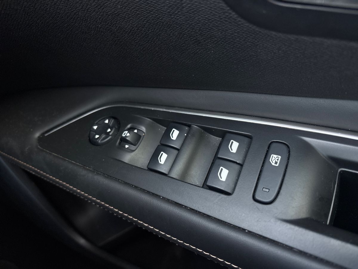 Used Peugeot 3008 2018 for sale - 76425963: Photo 18