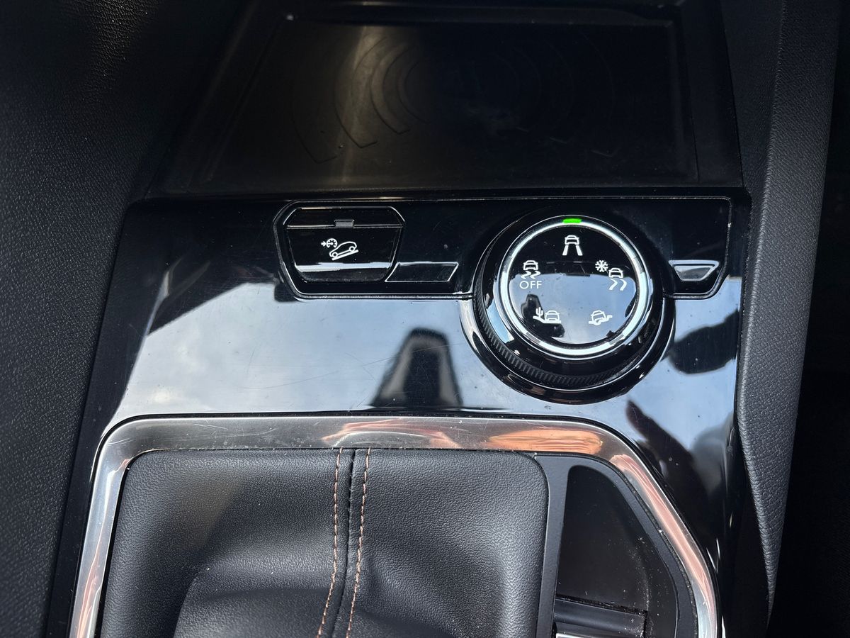 Used Peugeot 3008 2018 for sale - 76425963: Photo 27