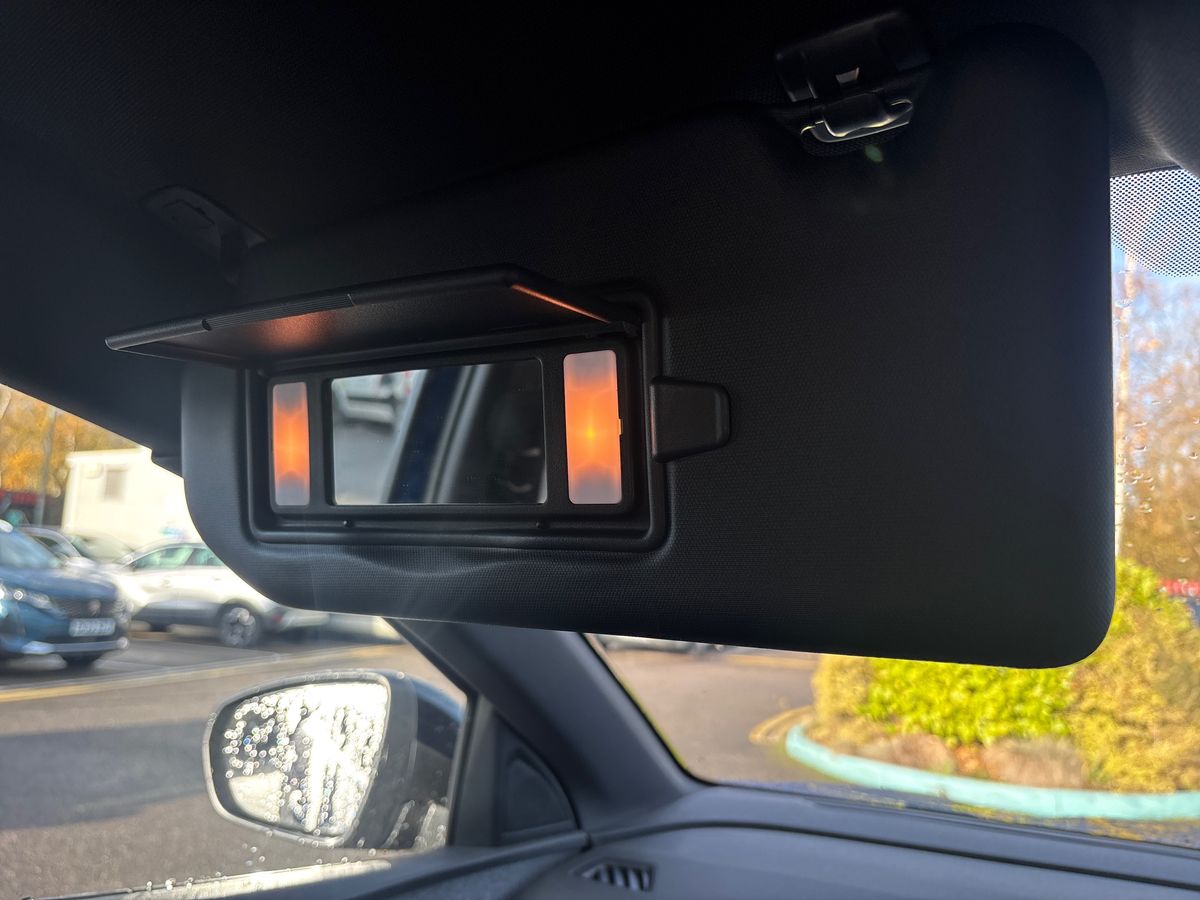 Used Peugeot 3008 2018 for sale - 76425963: Photo 30