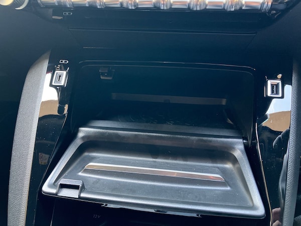 Used Peugeot 2008 2021 for sale - 74994150: Photo 32