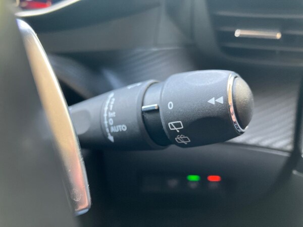 Used Peugeot 2008 2021 for sale - 74994150: Photo 38