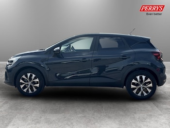 Used Renault Captur 2023 for sale - 79320083: Photo