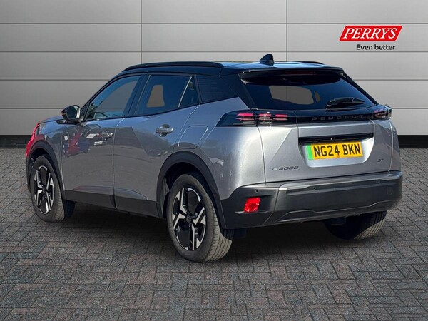 Used Peugeot 2008 2024 for sale - 76158203: Photo 2