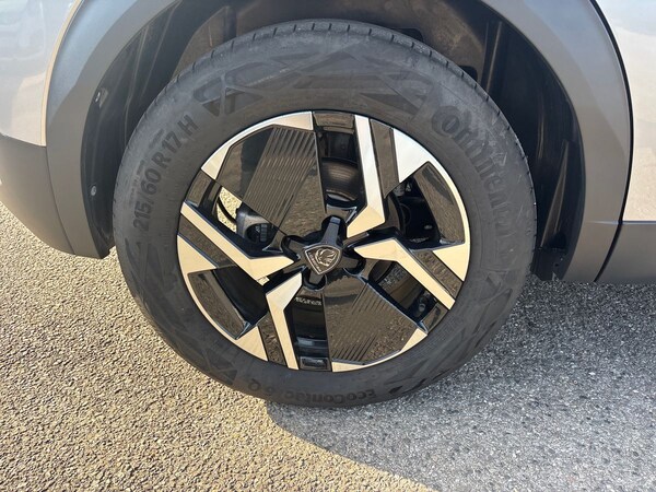 Used Peugeot 2008 2024 for sale - 76158203: Photo 42