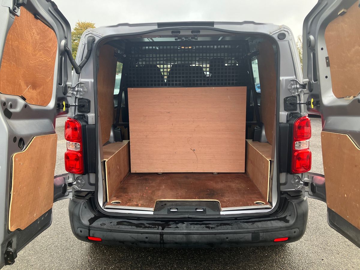 Used Peugeot Expert 2020 for sale - 76230579: Photo 17