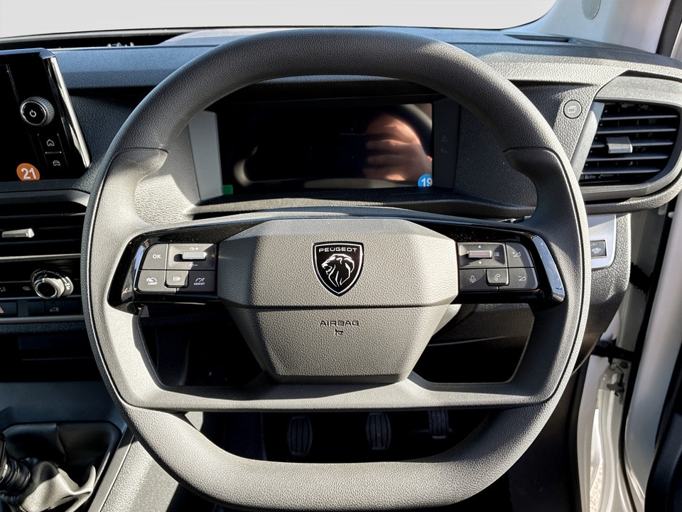 Used Peugeot Expert 2025 for sale - 77460654: Photo 16