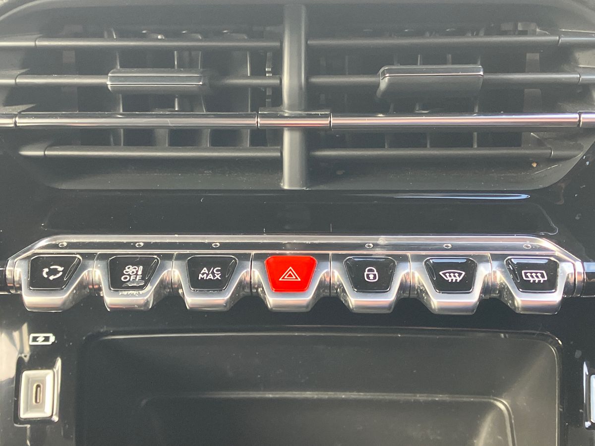 Used Peugeot 3008 2022 for sale - 77311055: Photo 31