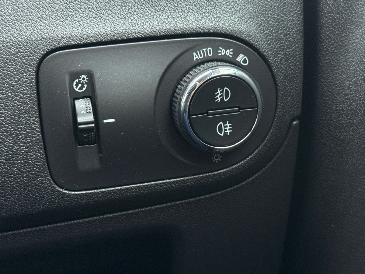 Used Vauxhall Crossland 2022 for sale - 77283333: Photo 27