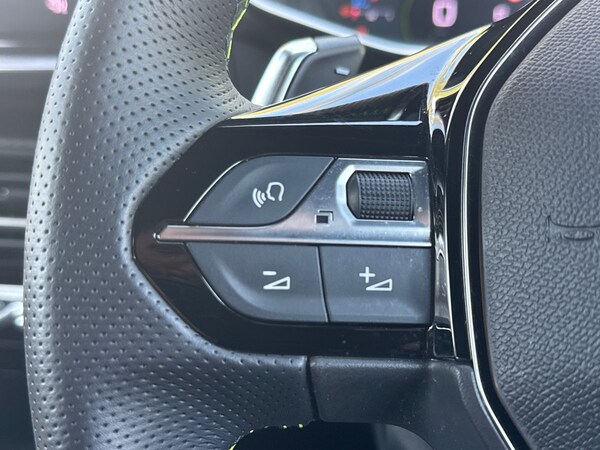 Used Peugeot 2008 2023 for sale - 75510990: Photo 19