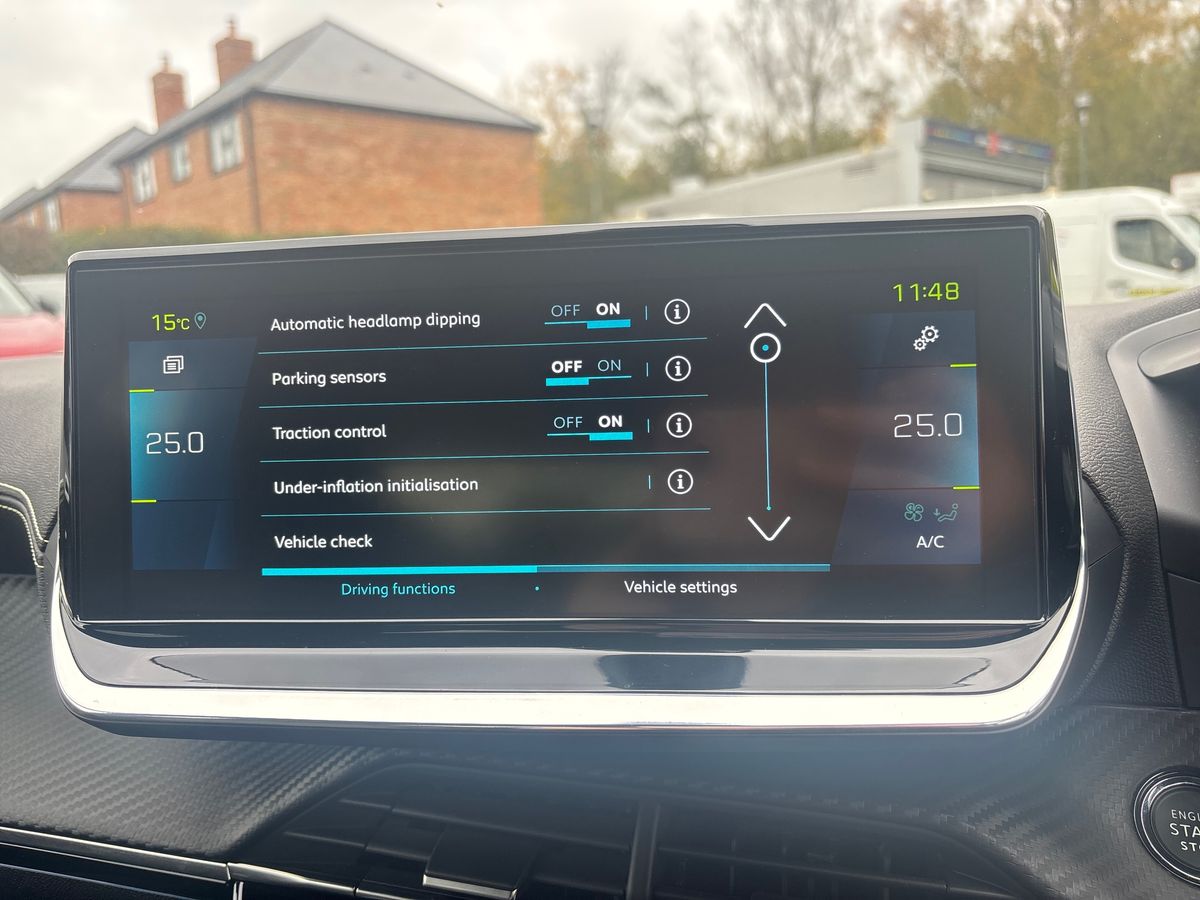 Used Peugeot 208 2021 for sale - 75898408: Photo 31