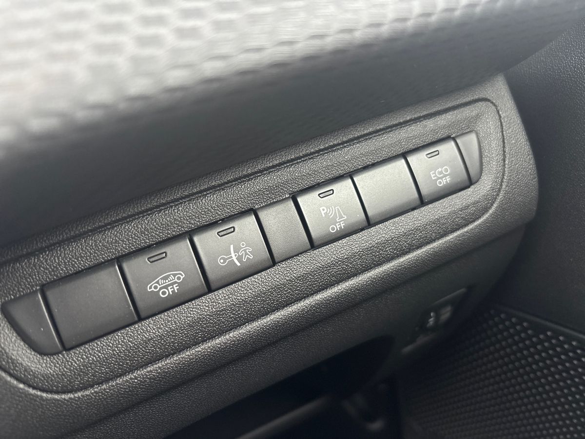 Used Peugeot 2008 2017 for sale - 75904081: Photo 27