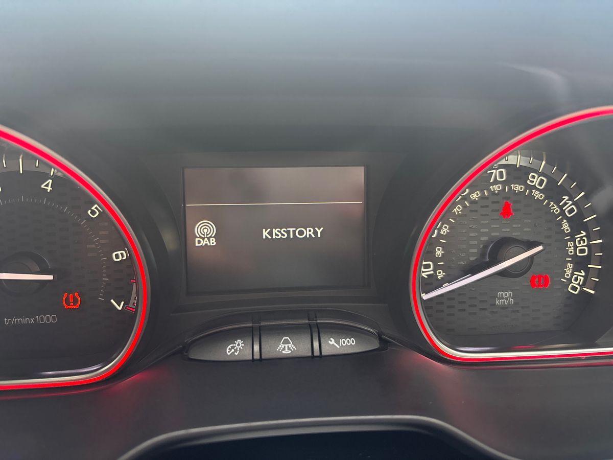 Used Peugeot 2008 2017 for sale - 75904081: Photo 34