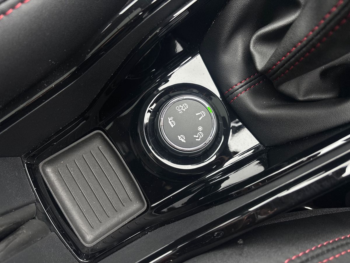 Used Peugeot 2008 2017 for sale - 75904081: Photo 37