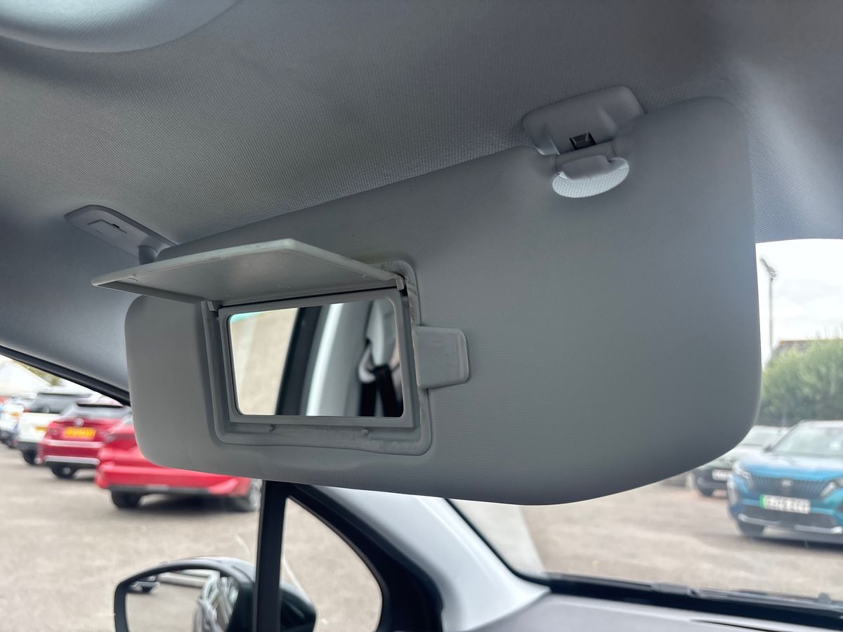 Used Peugeot 2008 2017 for sale - 75904081: Photo 40