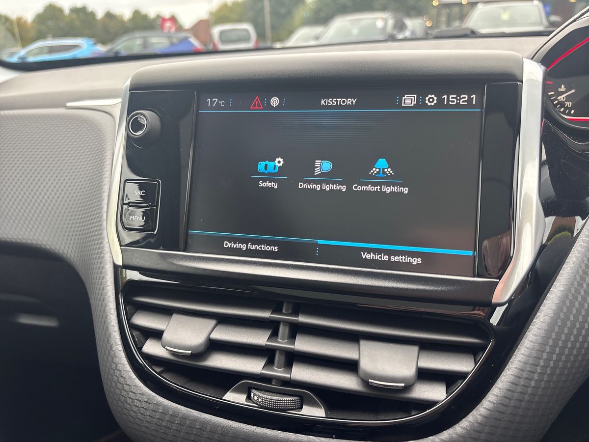 Used Peugeot 2008 2017 for sale - 75904081: Photo 43