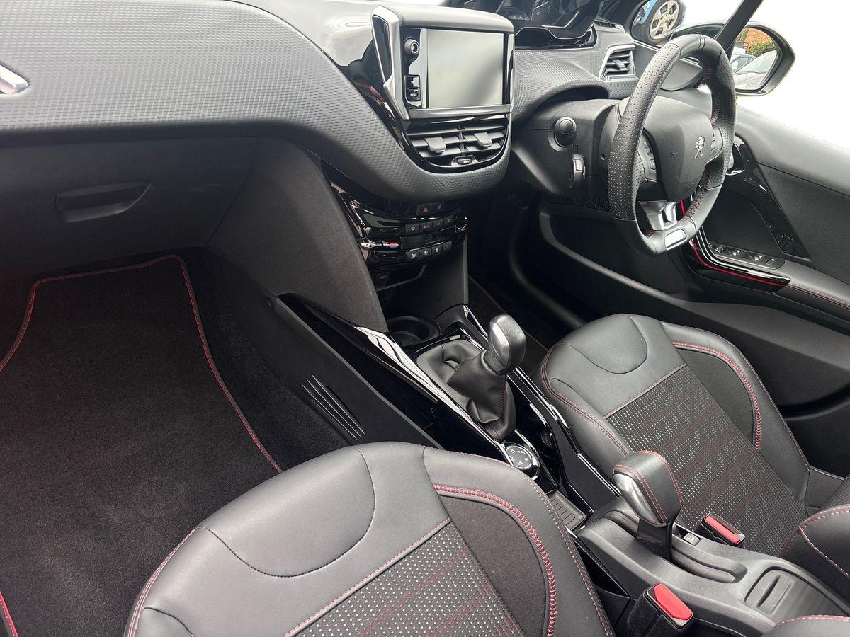 Used Peugeot 2008 2017 for sale - 75904081: Photo 7