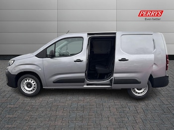 Used Vauxhall Combo 2026 for sale - 77113556: Photo