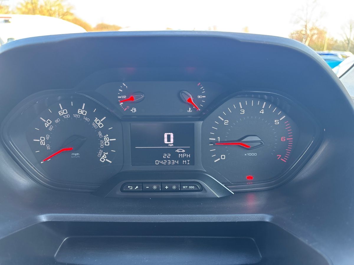 Used Peugeot Partner 2019 for sale - 77136430: Photo 12