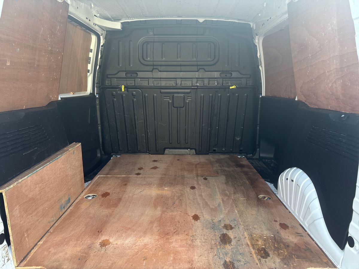 Used Peugeot Partner 2019 for sale - 77136430: Photo 17