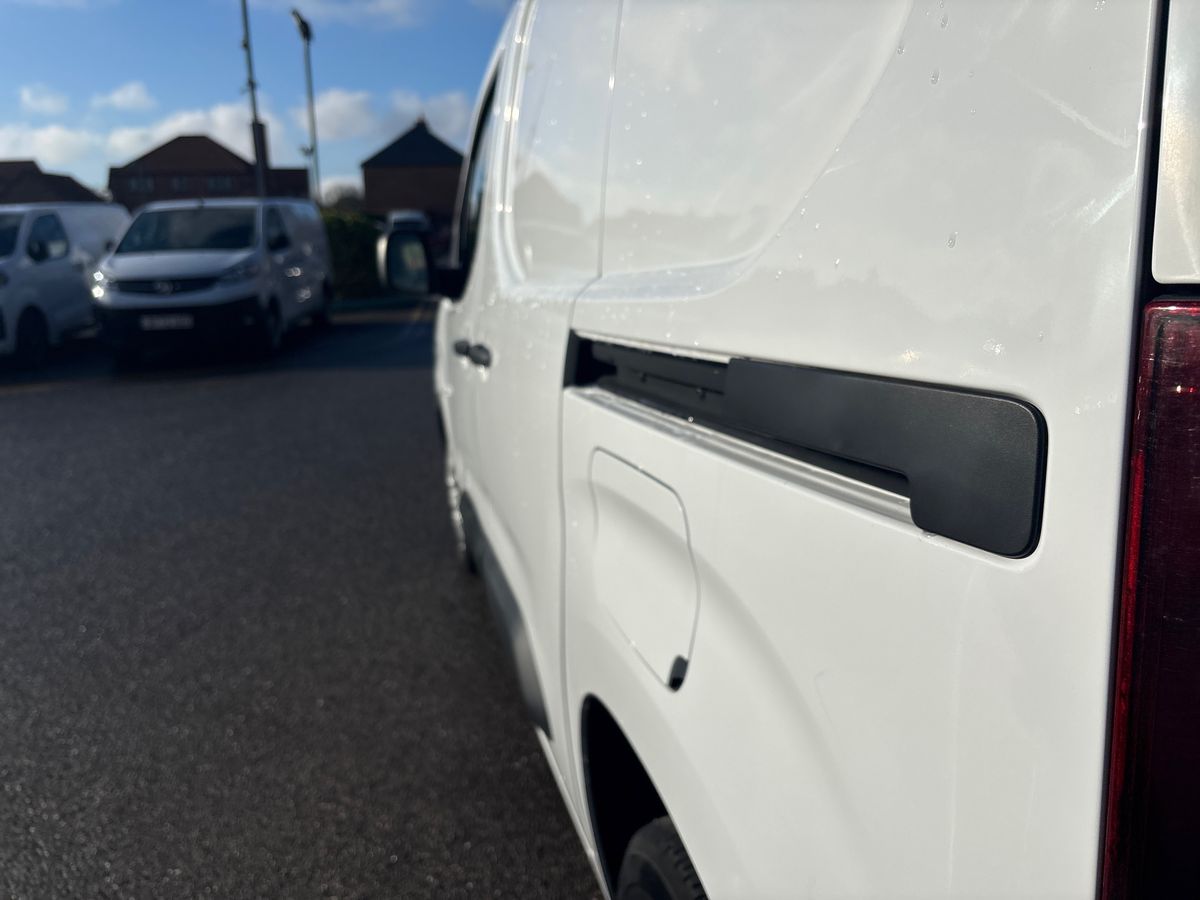 Used Peugeot Partner 2019 for sale - 77136430: Photo 37