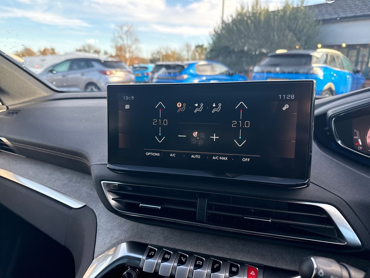 Used Peugeot 3008 2022 for sale - 76650639: Photo 13