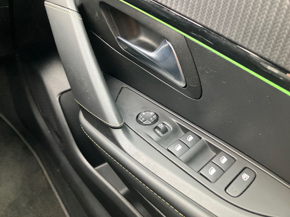 Used Peugeot 208 2022 for sale - 75970643: Photo 18