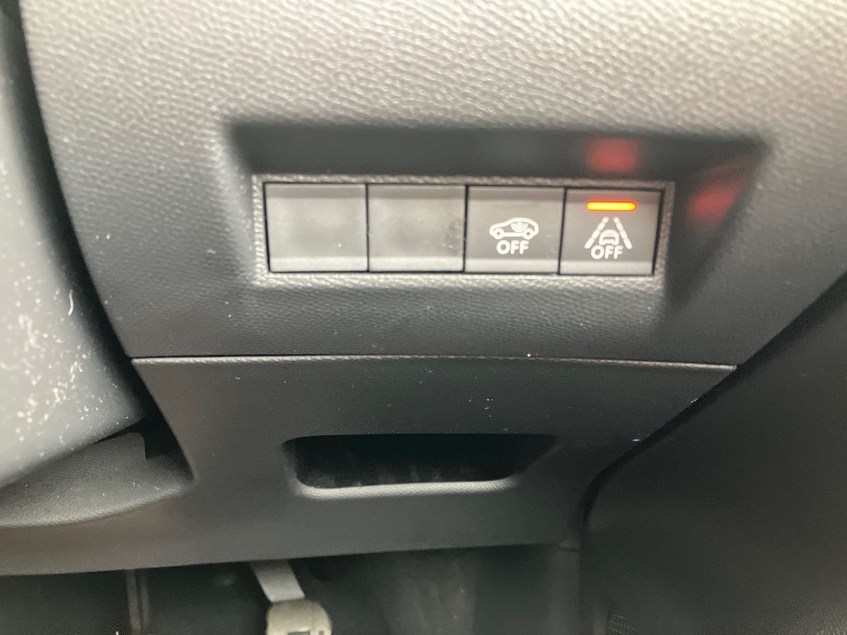 Used Peugeot 208 2022 for sale - 75970643: Photo 22