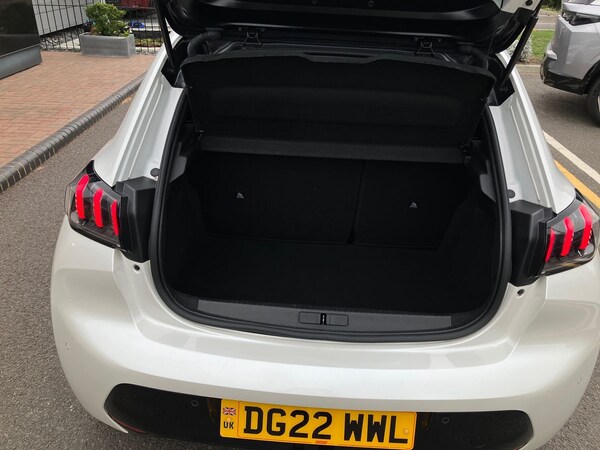 Used Peugeot 208 2022 for sale - 75970643: Photo 23