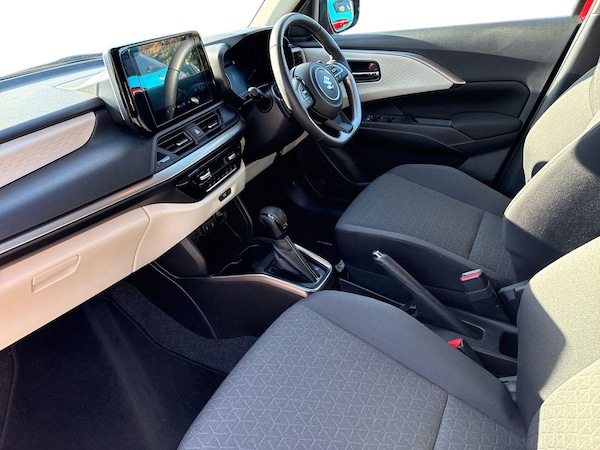 Used Suzuki Swift 2024 for sale - 75536261: Photo 6