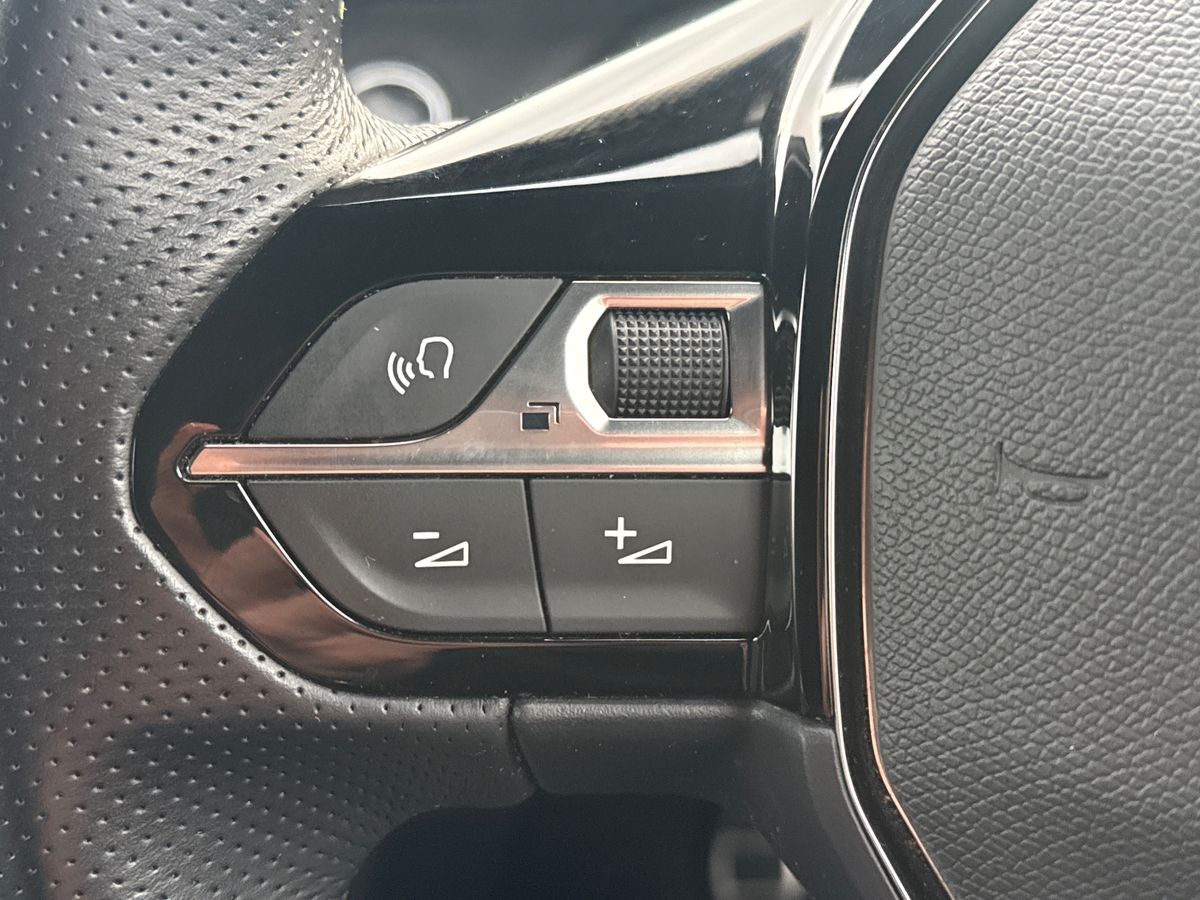 Used Peugeot 2008 2022 for sale - 76364493: Photo 16