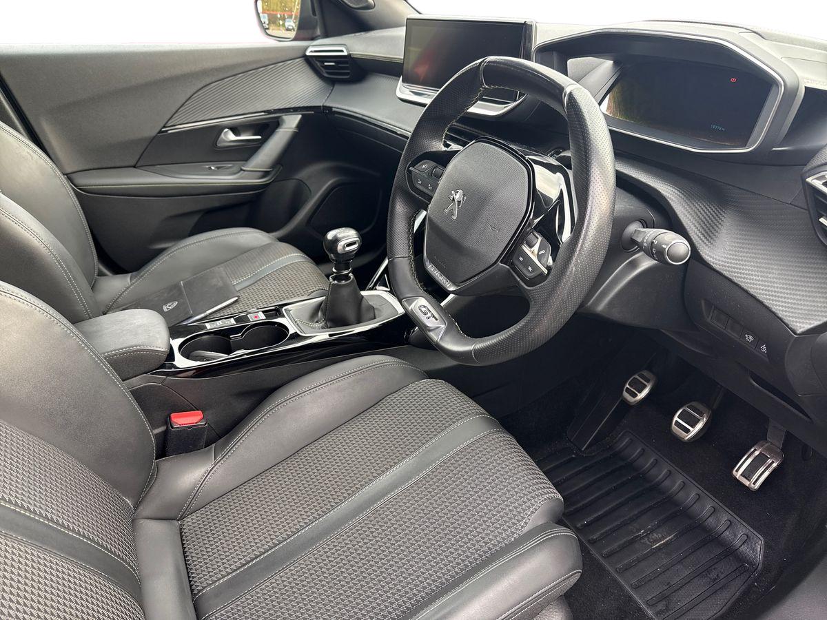 Used Peugeot 2008 2022 for sale - 76364493: Photo 8