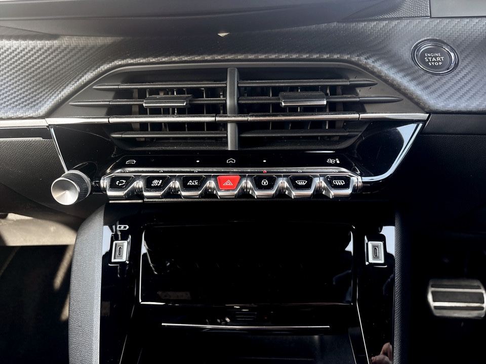 Used Peugeot 2008 2023 for sale - 77555539: Photo 27