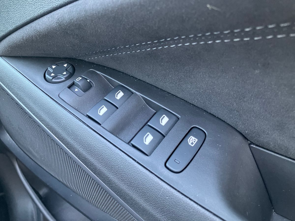 Used Vauxhall Crossland 2022 for sale - 76931814: Photo 18