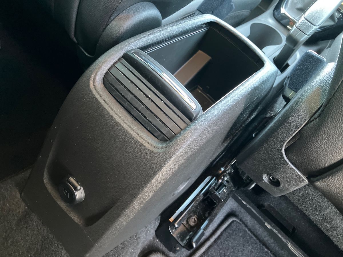 Used Vauxhall Crossland 2022 for sale - 76931814: Photo 25