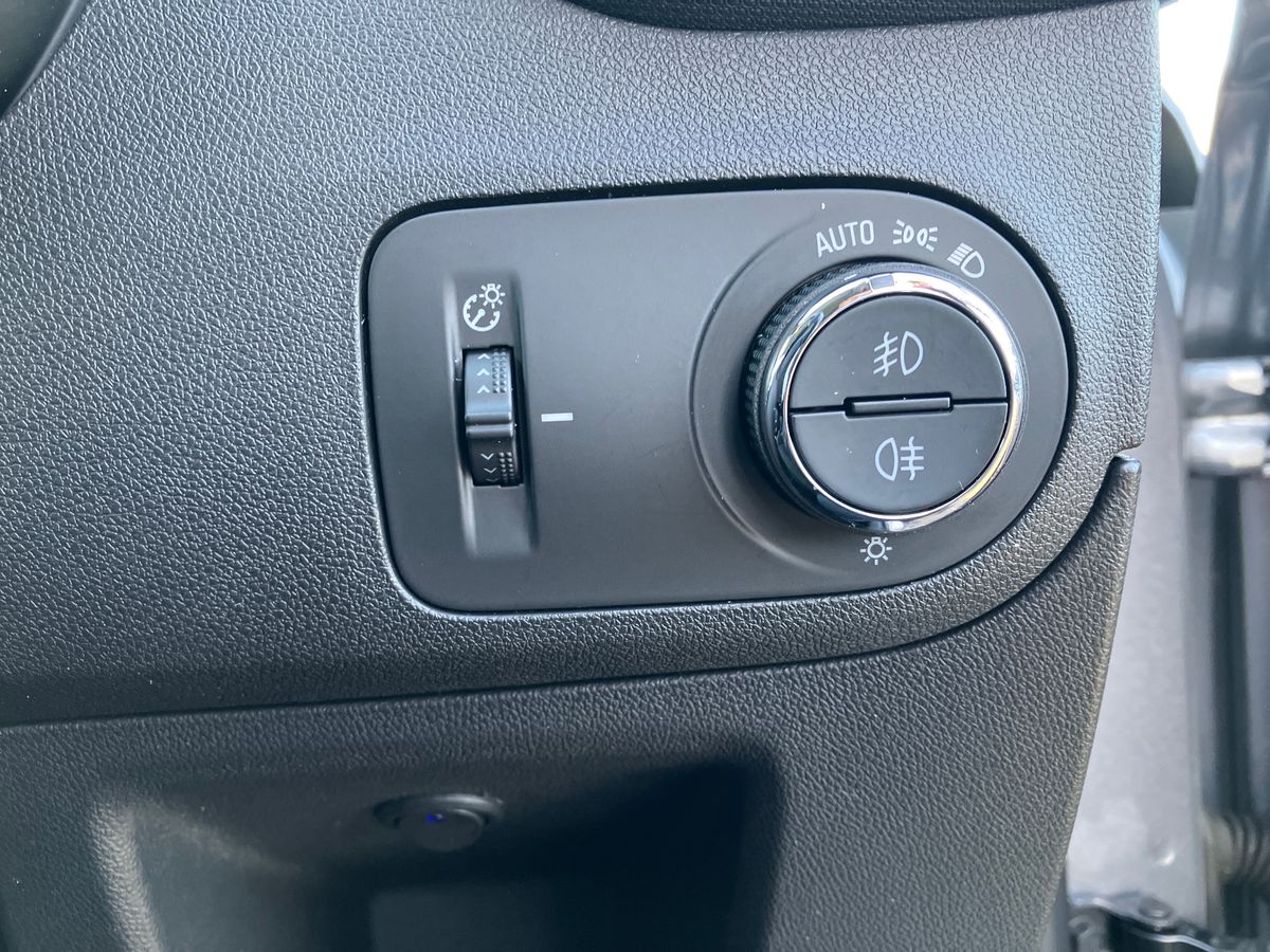 Used Vauxhall Crossland 2022 for sale - 76931814: Photo 29