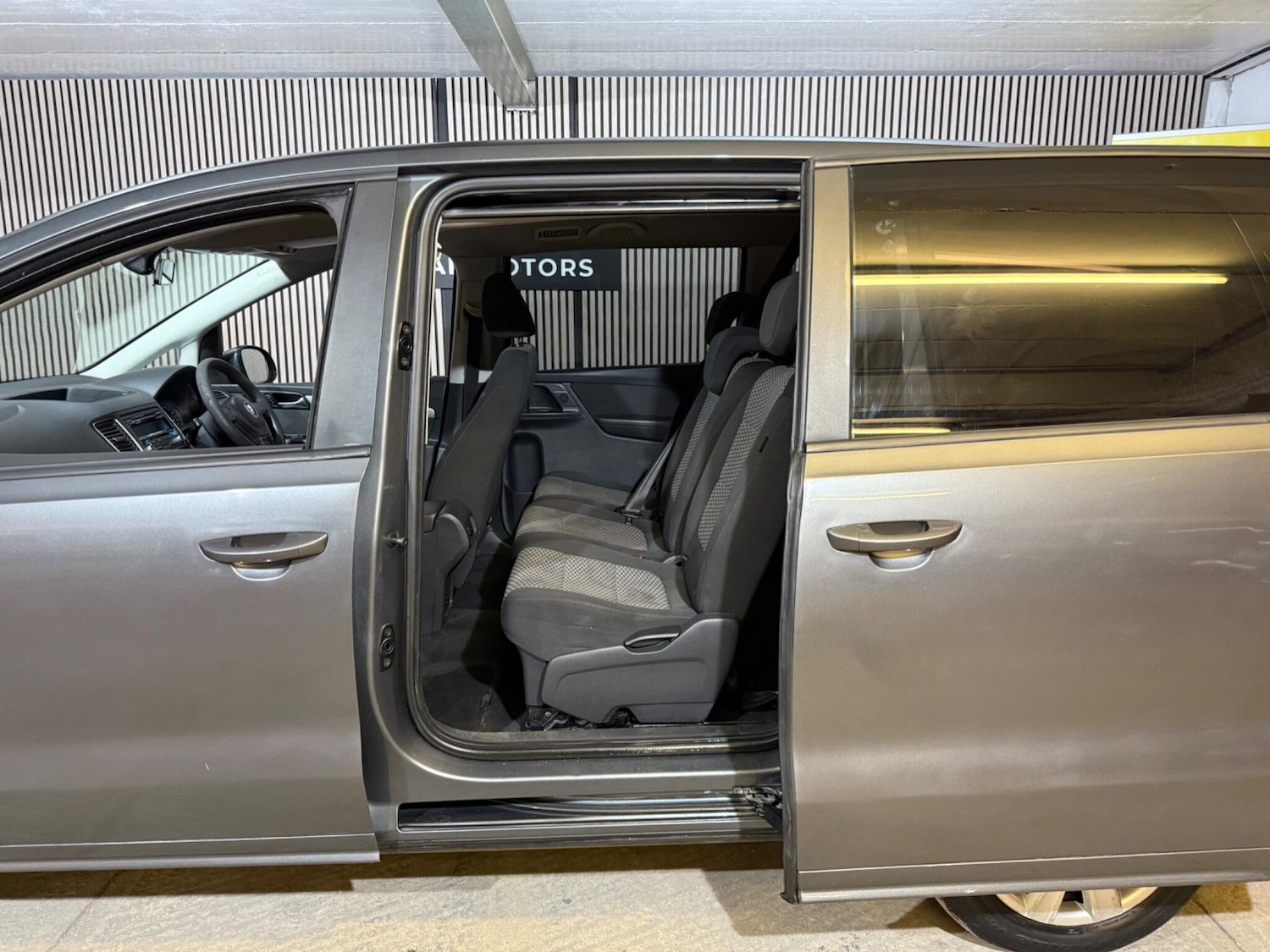 Used Volkswagen Sharan 2013 for sale - 77191775: Photo 26