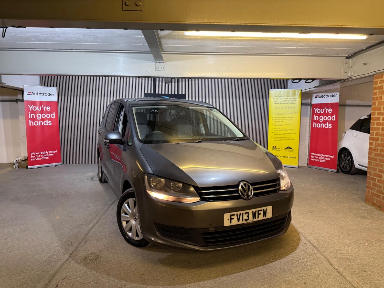 Used Volkswagen Sharan 2013 for sale - 77191775: Photo 5