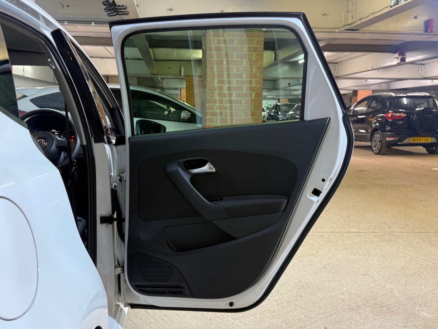 Used Volkswagen Polo 2012 for sale - 77769424: Photo 29