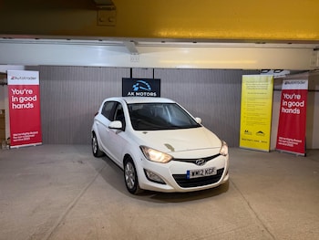 Used Hyundai i20 2012 for sale - 77670468: Photo